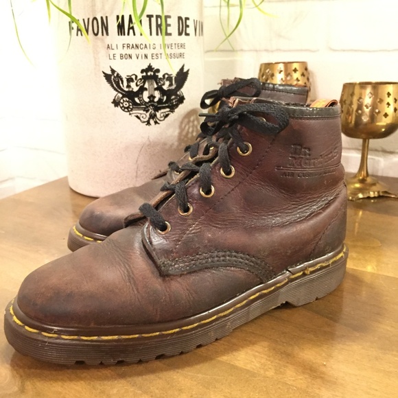 dr martens boots 1990s